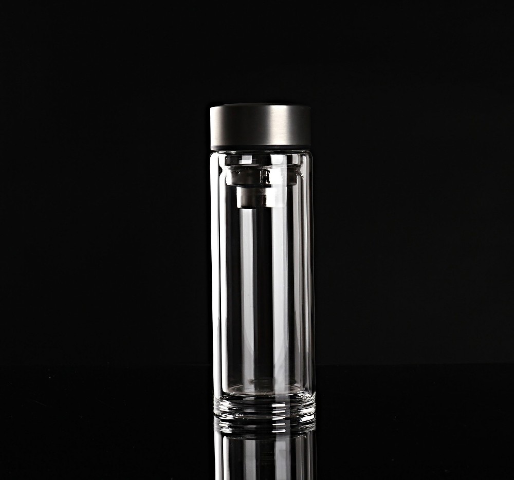 秋季喝水的 3 個(gè)核心誤區(qū)，你中招了嗎？秋日補(bǔ)水指南：解鎖正確喝水方式